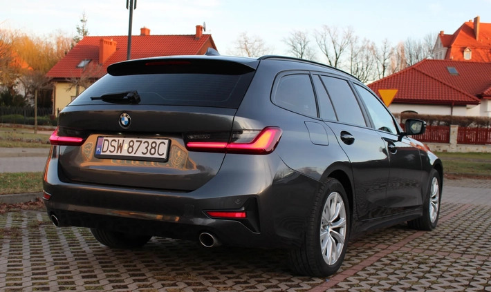 BMW Seria 3 cena 78400 przebieg: 122185, rok produkcji 2020 z Świdnica małe 781